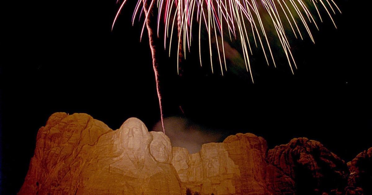 Noem administration applies for 2024 Mount Rushmore fireworks Noem administration applies for 2024 Mount Rushmore fireworks