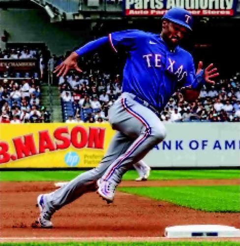 Bats bail out deGrom in Opening Day win for Rangers