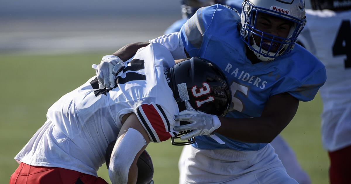 PHOTOS: Action from the Raiders football game against Brandon Valley