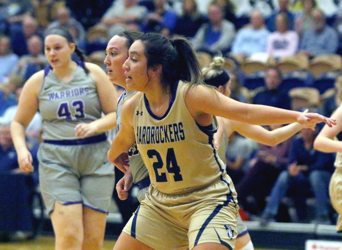 Mines Women S Basketball Rolls Early To Thump Waldorf Sports