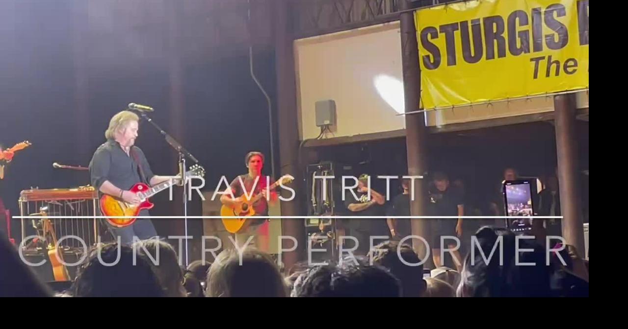 Travis Tritt performs at Sturgis Buffalo Chip