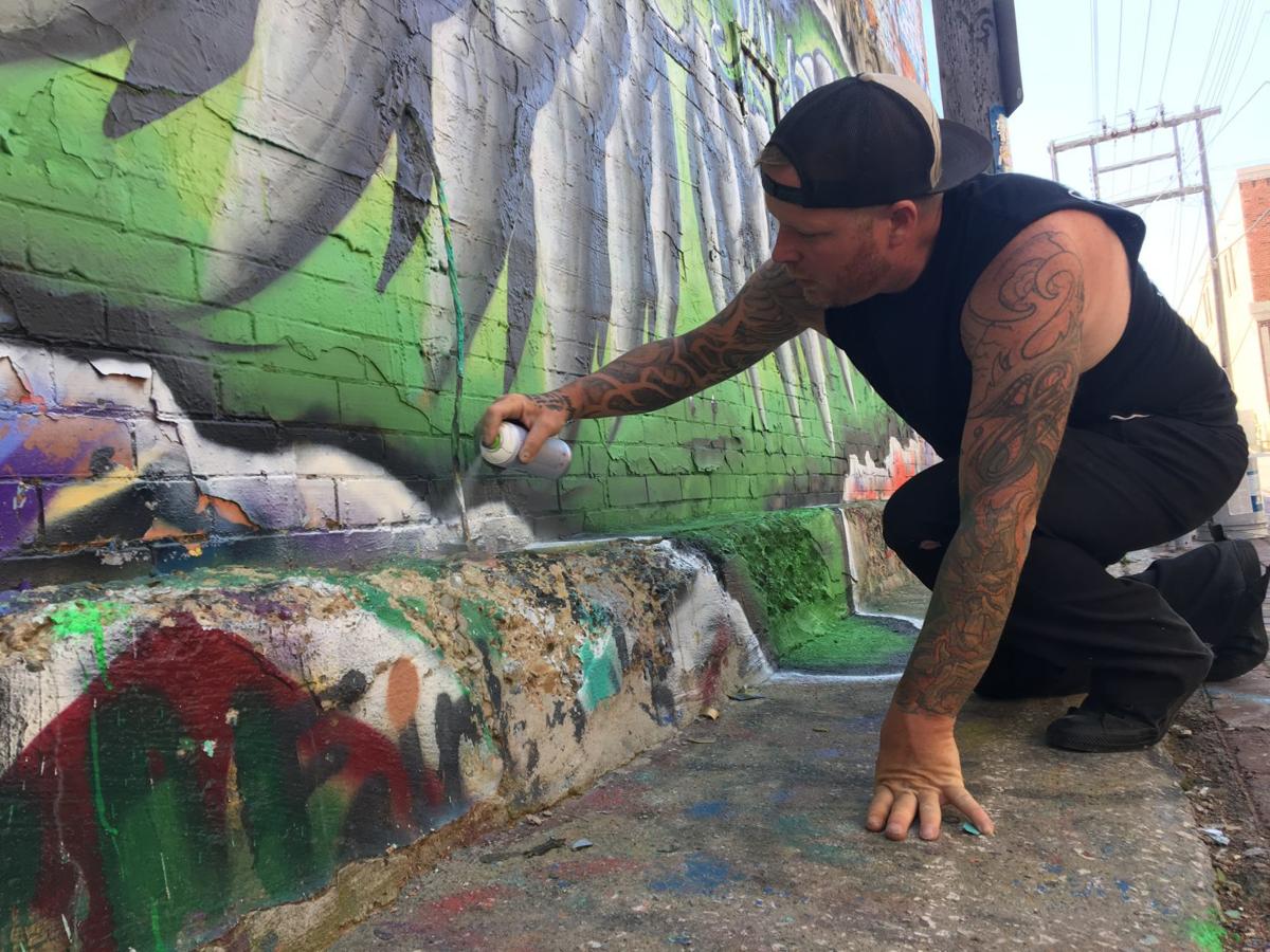 Graffiti Artist Creates Art Alley Mural In Honor Of El Paso Dayton Victims Local Rapidcityjournal Com