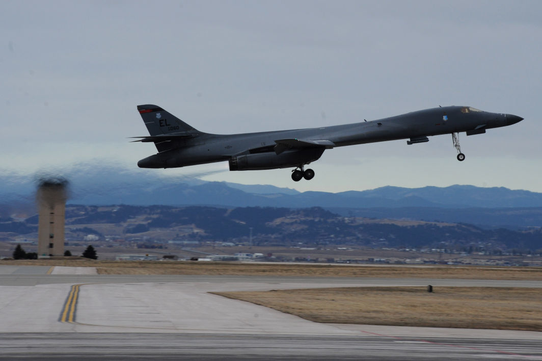 Ellsworth B-1 launches for training sortie (copy)