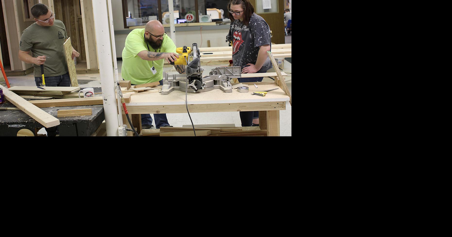 south-dakota-teacher-pay-still-lags-behind-neighboring-states