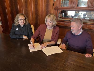 Tonya, Joni, Patrick.jpg