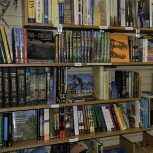 Books_DSC_0197.JPG