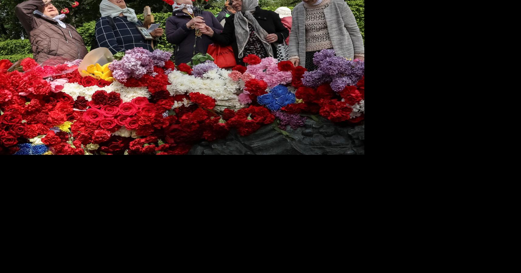 WW2-ANNIVERSARY/UKRAINE