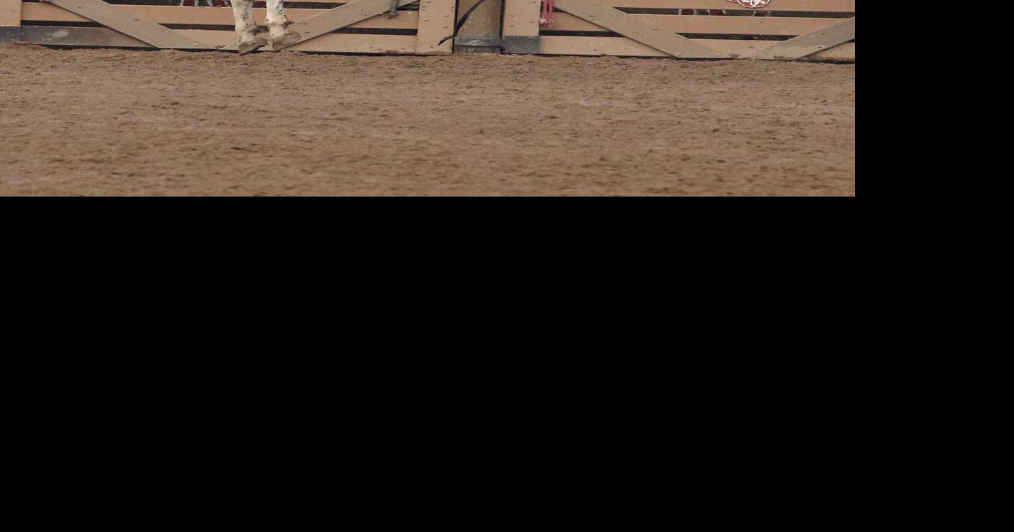 PHOTOS and VIDEO Days of '76 Rodeo Friday