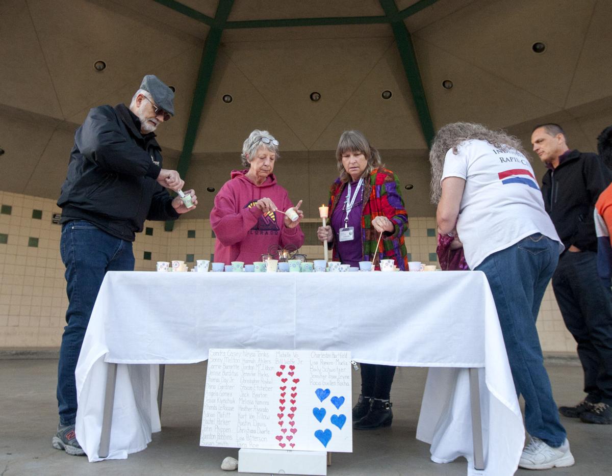 100417-nws-vigil 012.JPG