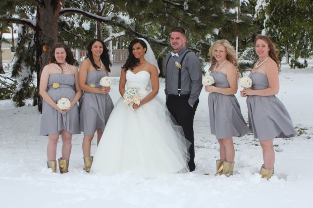 Couple Has Unexpected Winter Wonderland Wedding Chadron