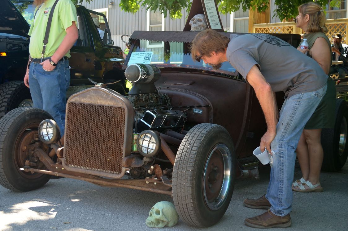 WHITEWOOD CRUISIN' Belle Fourche