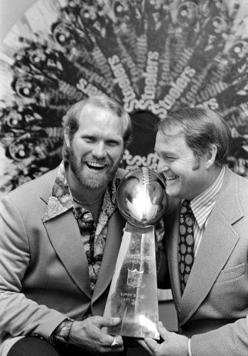 1975: Super Bowl IX