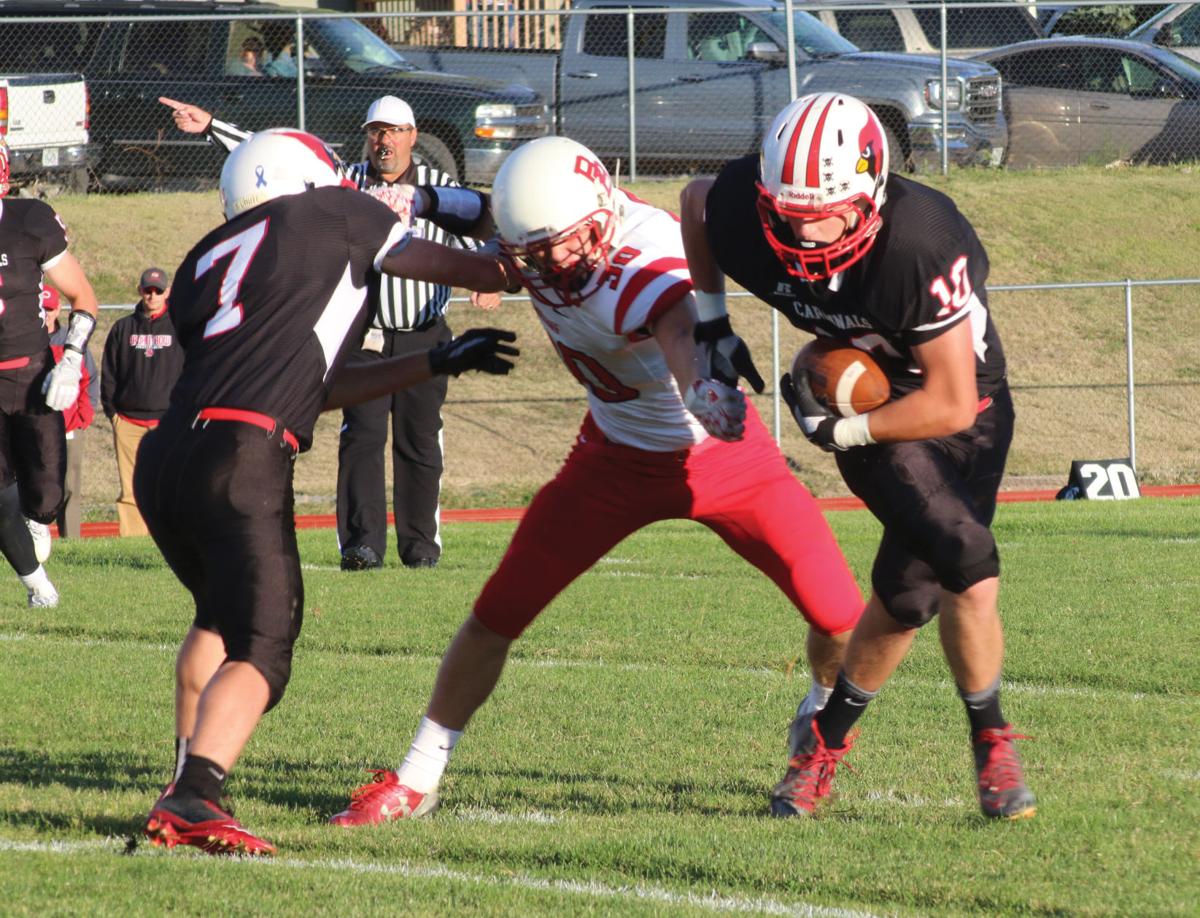 Cardinals Impressive During 41 13 Victory Over Broken Bow Chadron Rapidcityjournal Com