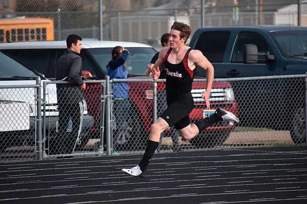 Wyoming s Gatorade Athlete of Year to run for Eagles