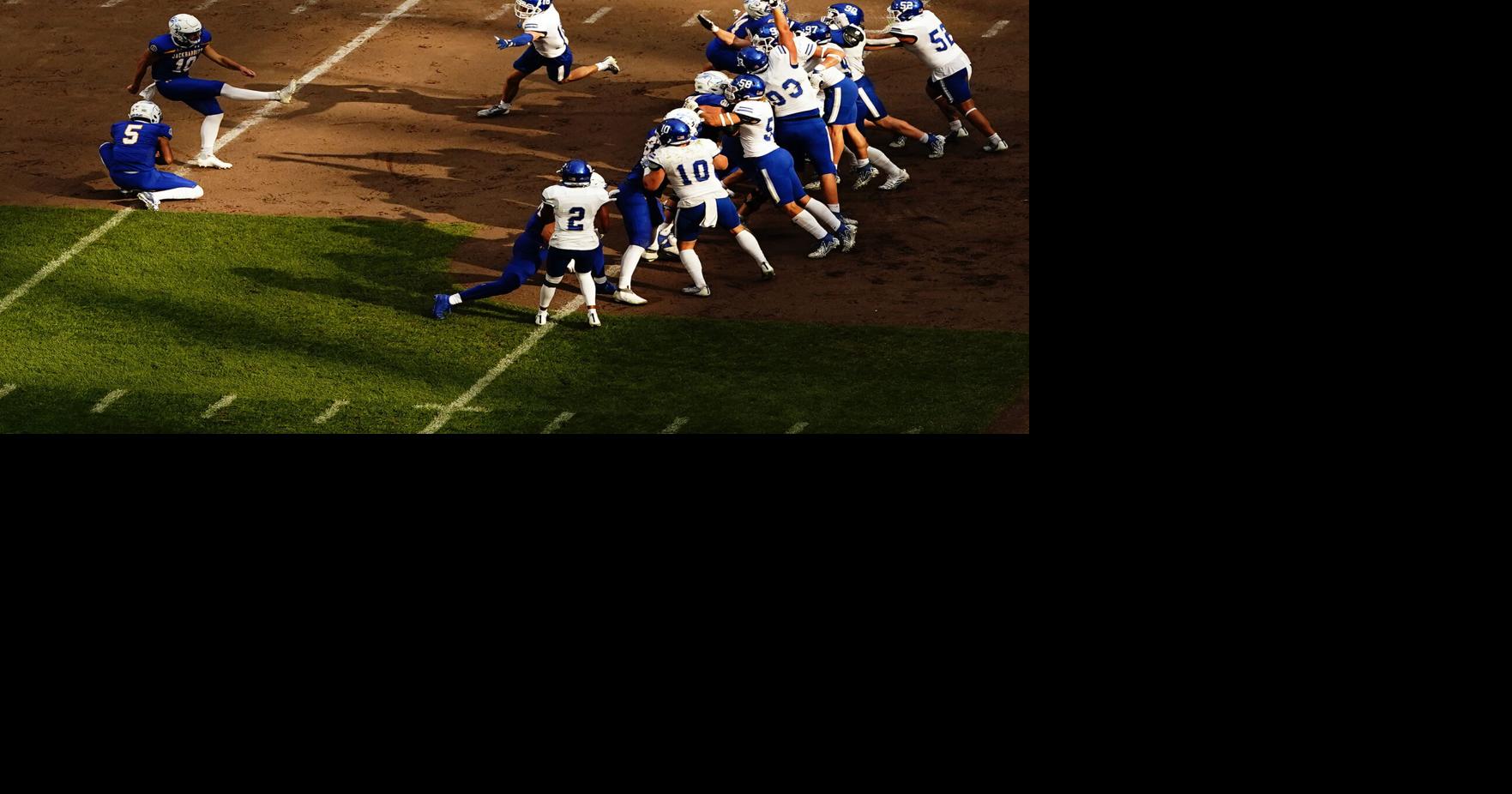 SDSU football hits it out of the park in win over Drake at Target Field