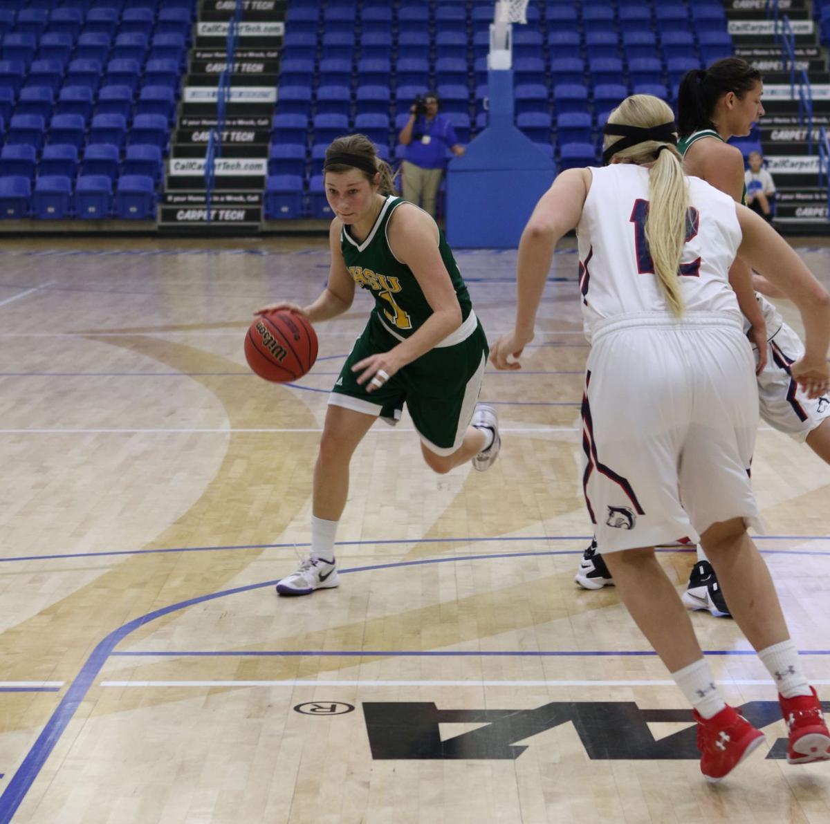 College Basketball Yellow Jackets Dominate Csu Pueblo For Ncaa