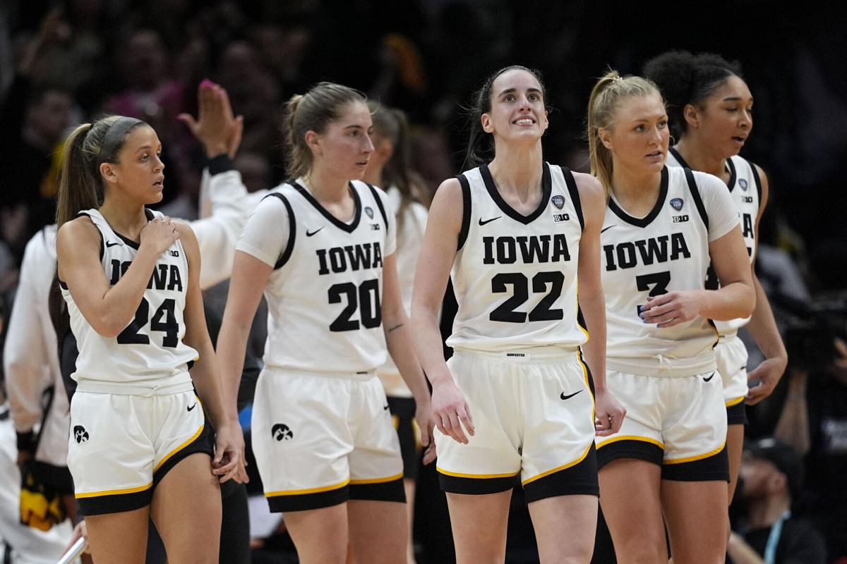 Iowa vs. South Carolina Odds, picks and predictions for Women's NCAA