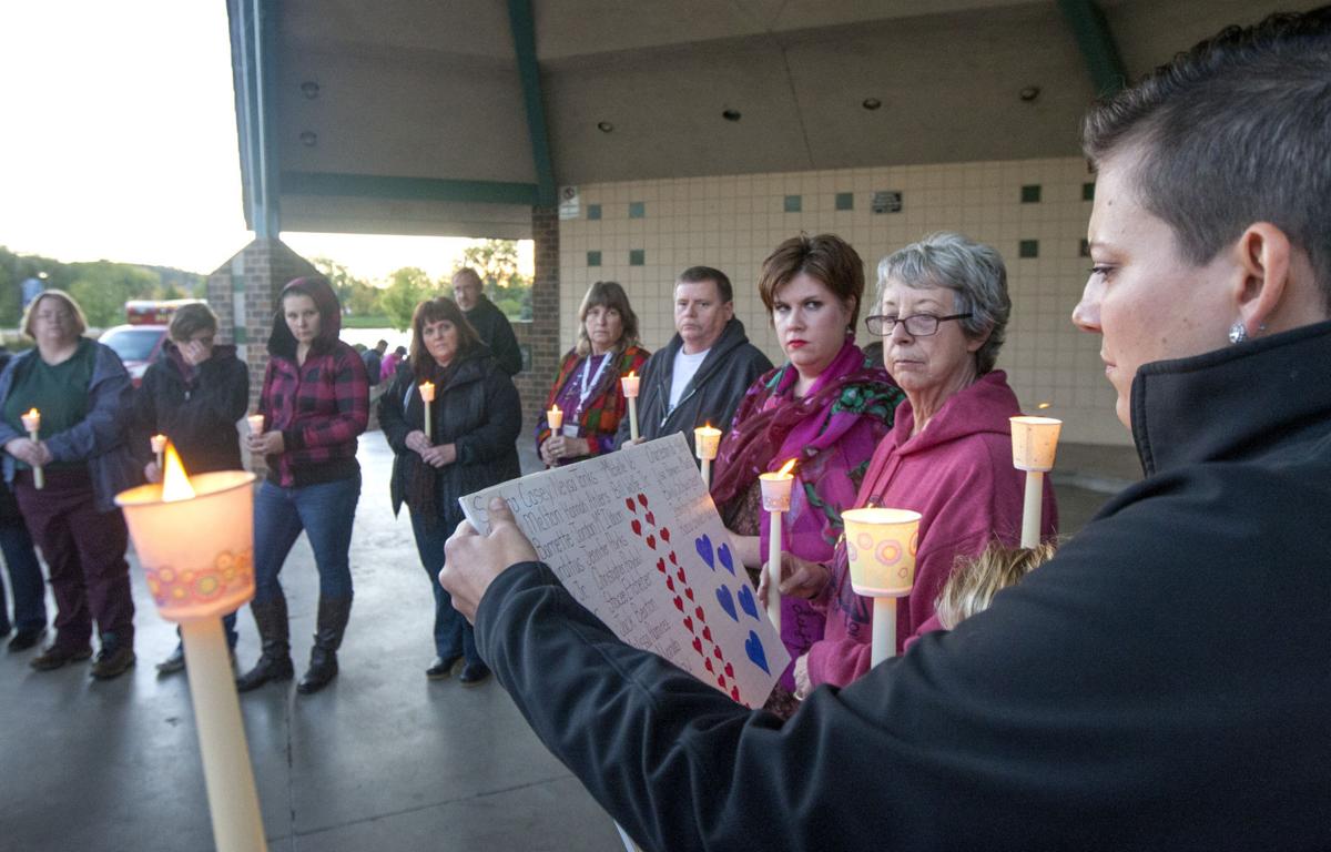 100417-nws-vigil 001.JPG
