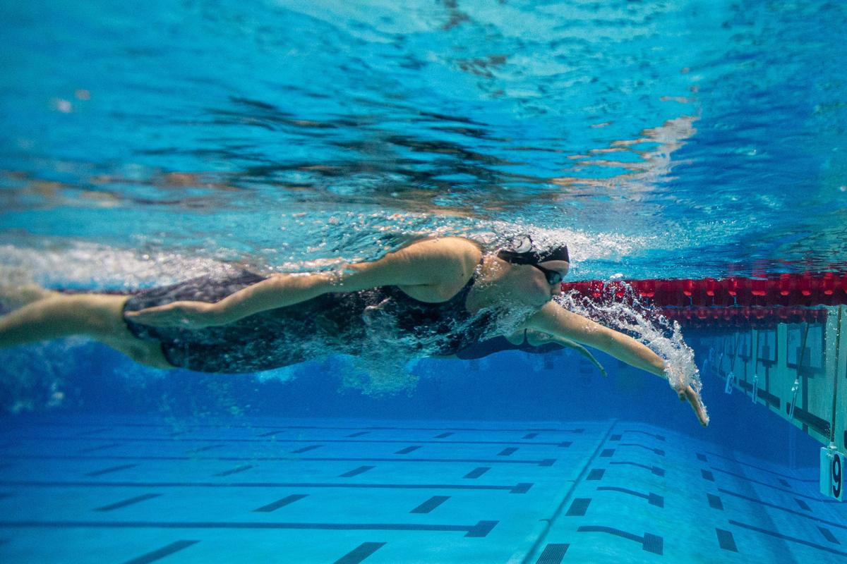 ChloeLarsonUnderwater