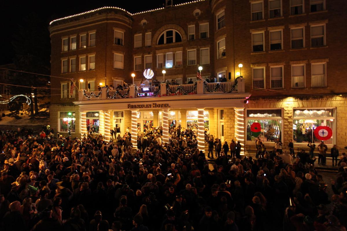 Deadwood Christmas 2022 Christmas Market, Concerts, New Year's Eve, Dedication Of New Outlaw Square  On Tap | Local | Rapidcityjournal.com