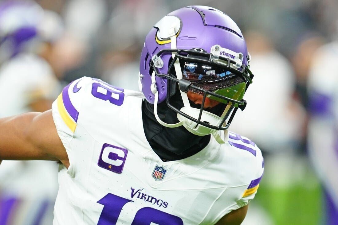 Vikings place WR Justin Jefferson on injured reserve