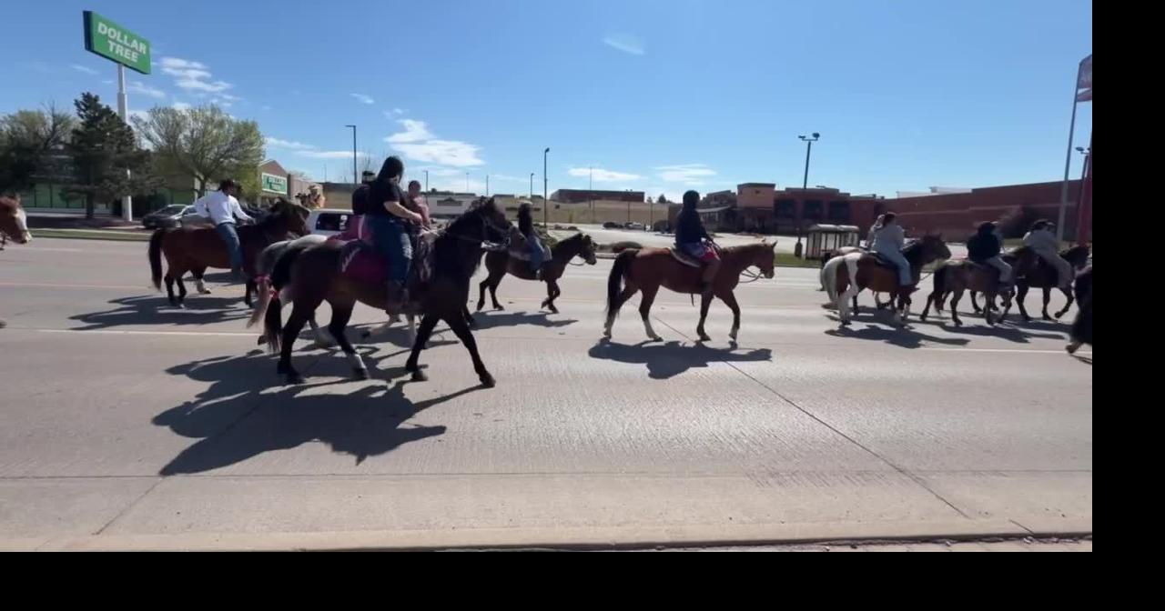 The Short List: Journal staffers bring home awards; plus lots of horses | Mike Brownlee
