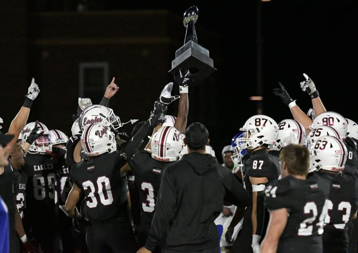 Eagles win Good Life Trophy.jpg