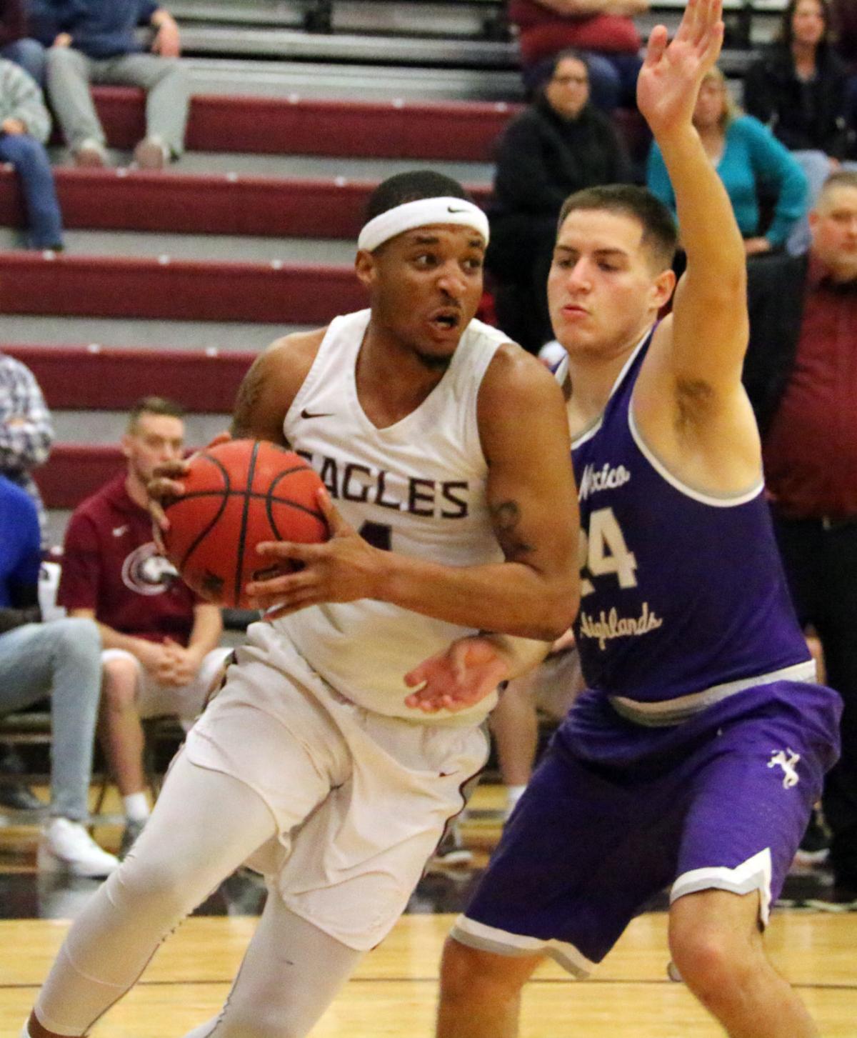 Reed Hopes Csc Hoops Team Continues To Progress