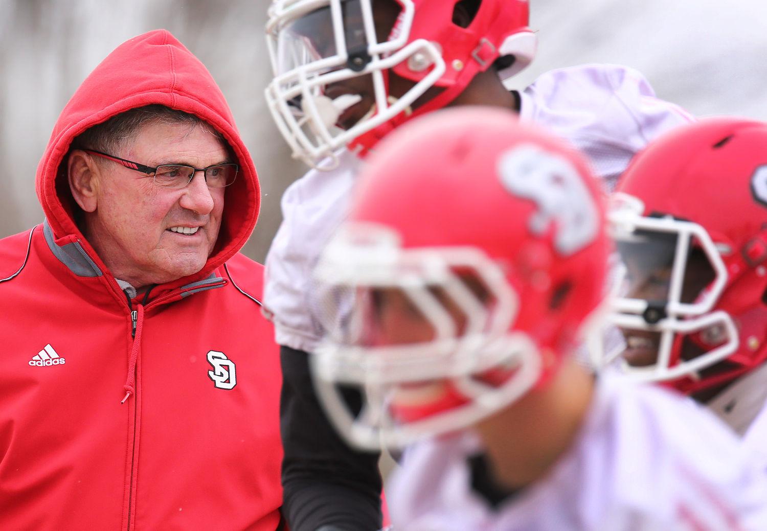 South Dakota Football Coach Joe Glenn Retires Rapidcityjournal Com