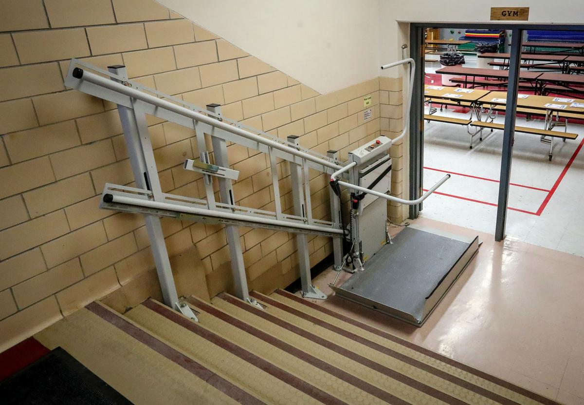 Robbinsdale Elementary Cracks Showing In Old Age Local