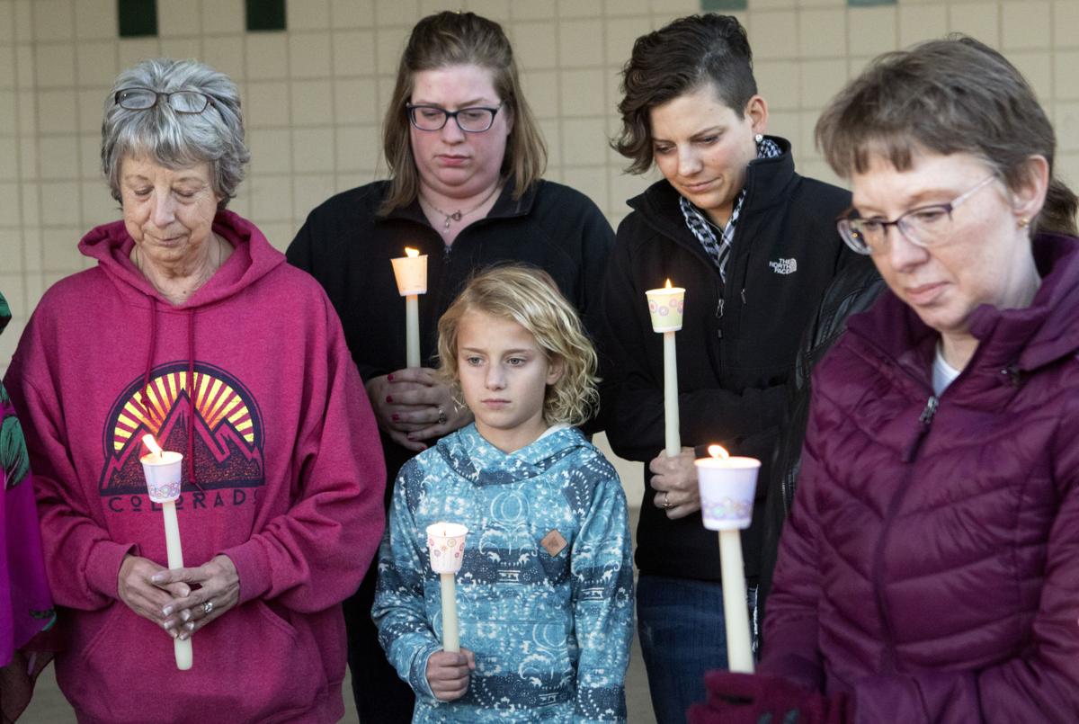 100417-nws-vigil 009.JPG