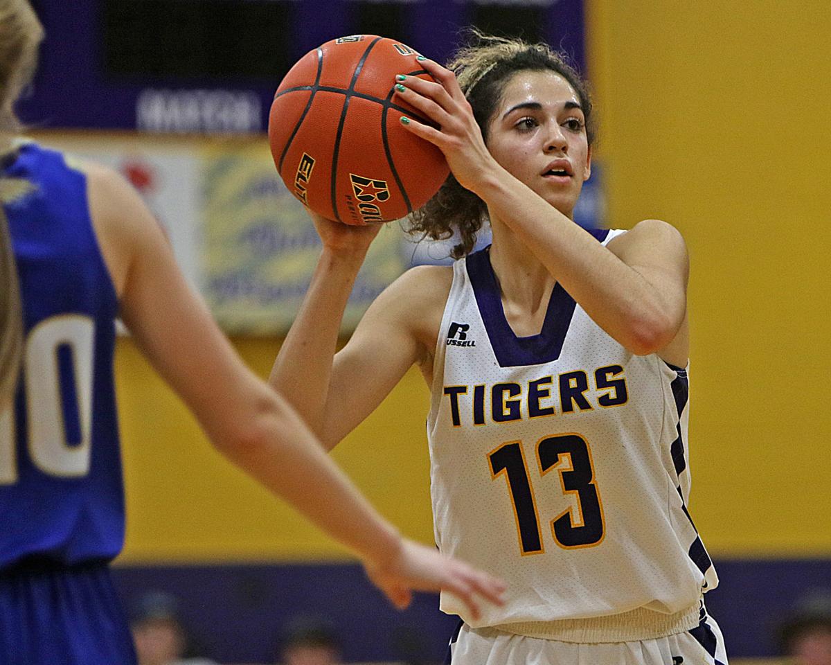 New Underwood Girls Beat Wall Move On To Sodak 16 Sports