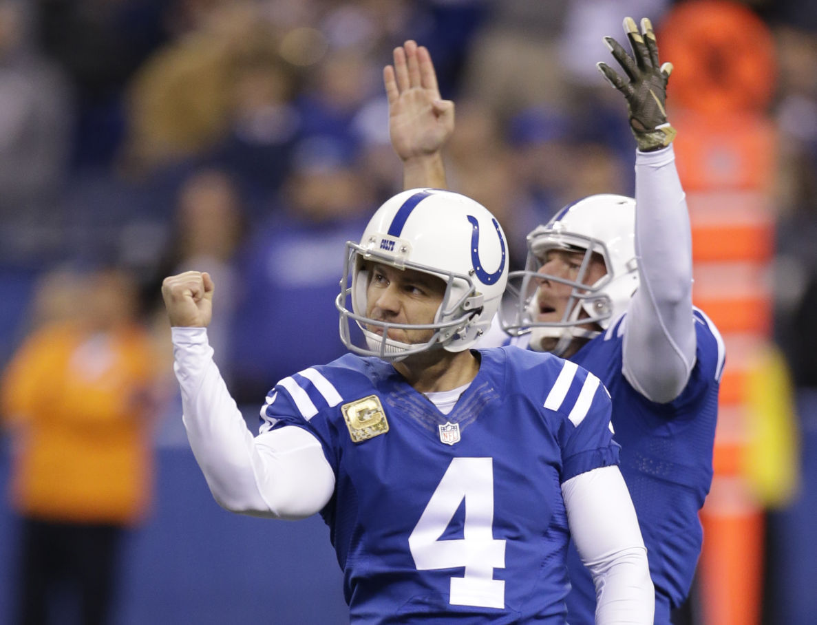 Old Vinatieri jersey, destined for trash, reunited with kicker | Local ...