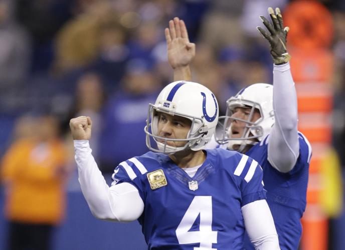 Old Vinatieri jersey, destined for trash, reunited with kicker