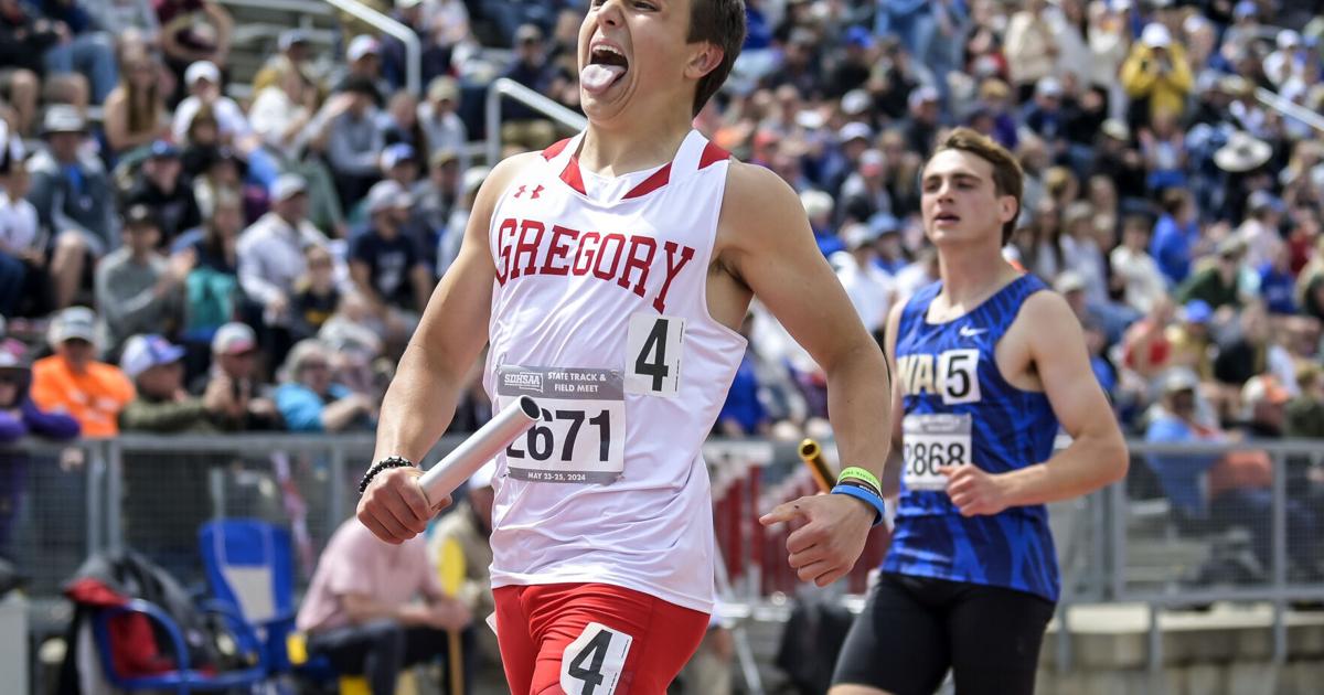 Gregory Professional Rower 4x400 earns Gregory team title in final race