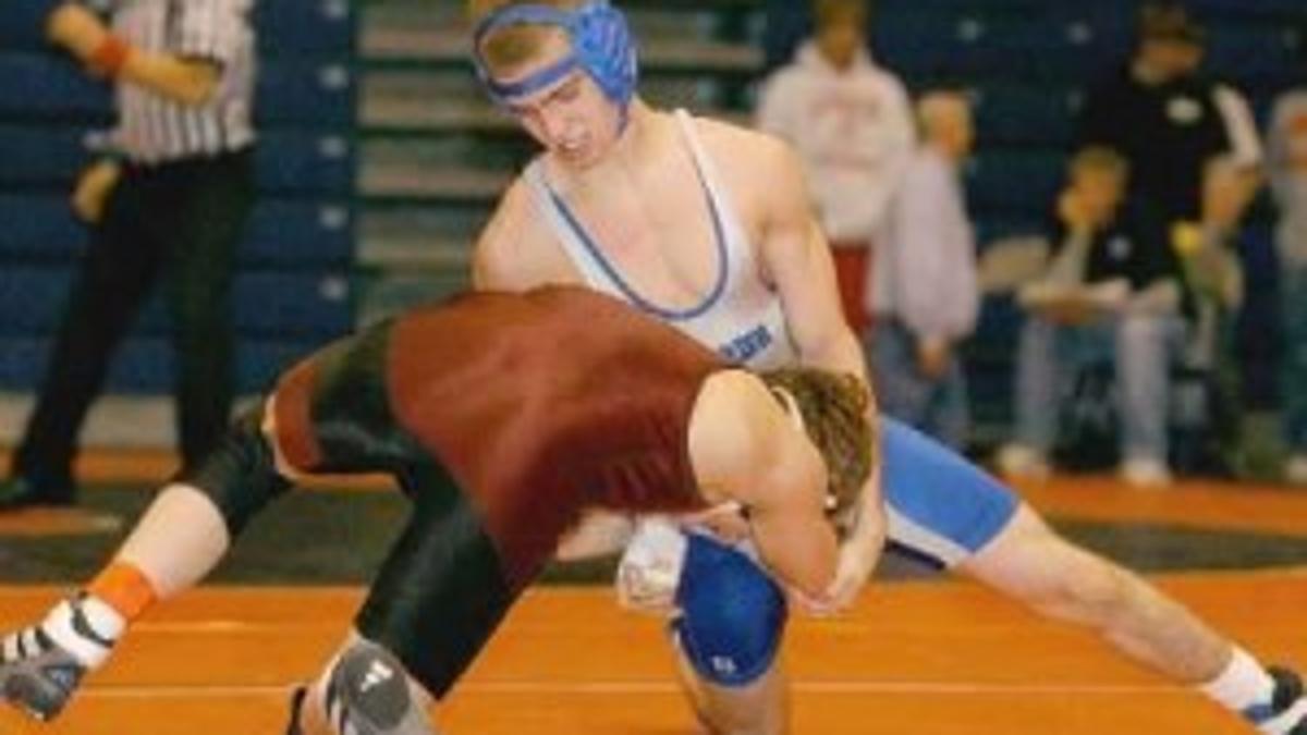 Wrestlers Shoot For State A And B Crowns Today Local Sports Rapidcityjournal Com