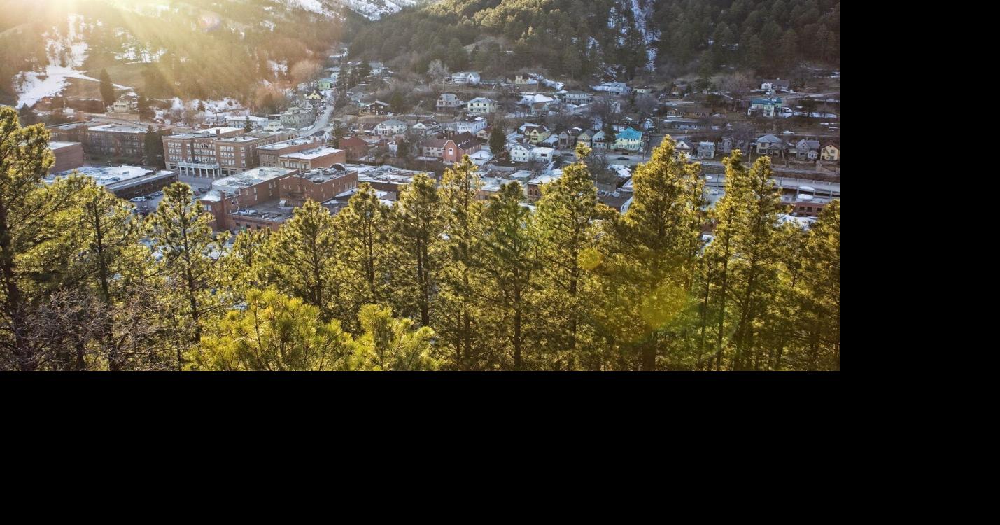 A guide to your winter getaway in Deadwood, South Dakota