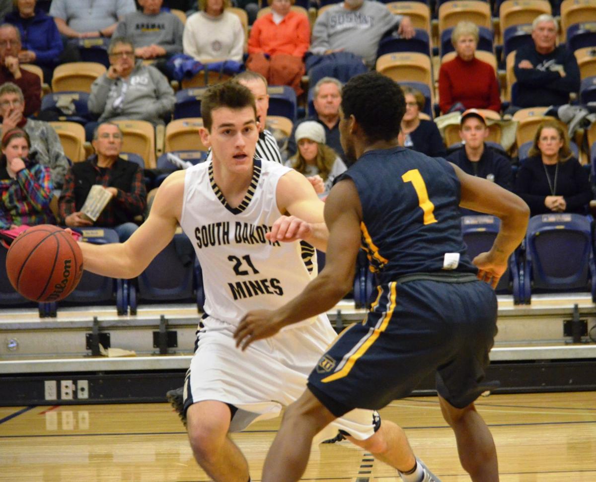 Regis Pulls Away To Stop Hardrockers Sports Rapidcityjournal Com