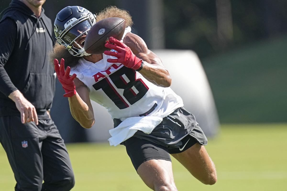 Who's having fun at Falcons training camp? Arthur Smith