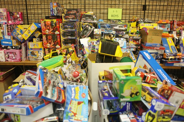 Local Toys for Tots program gives thousands of children a Christmas ...