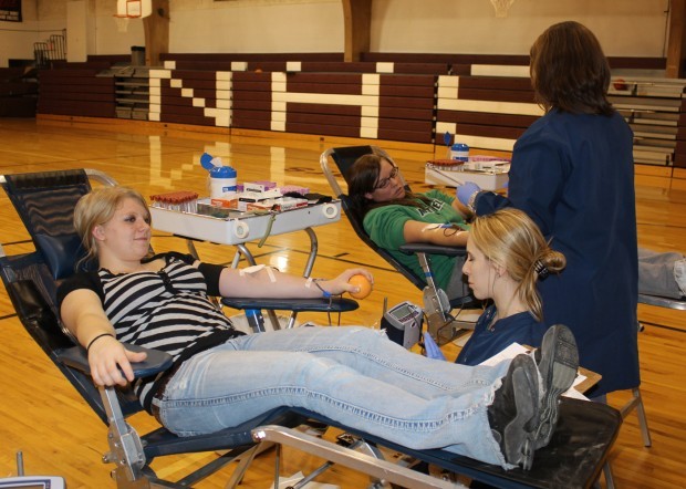 National Honor Society Organizes Blood Drive