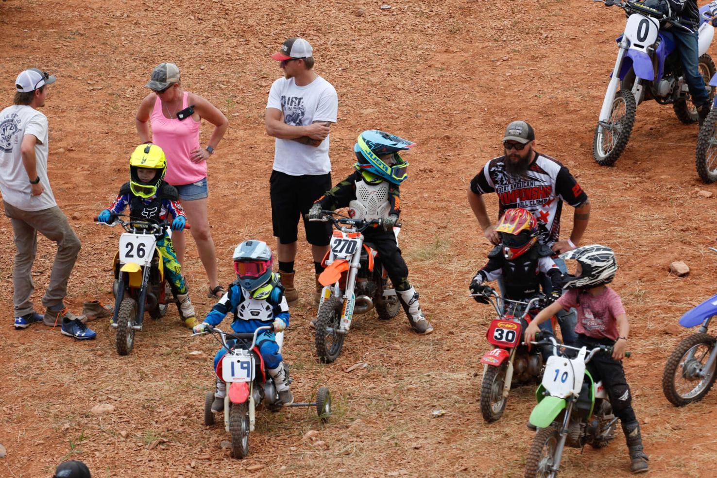 PHOTOS Peewee, amateur cyclists attempt hill climb during Sturgis