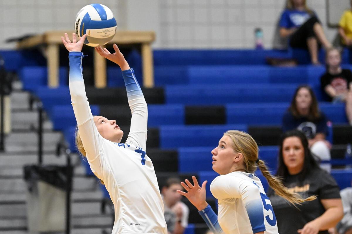 Cheyenne-Eagle Butte High School (SD) Varsity Volleyball