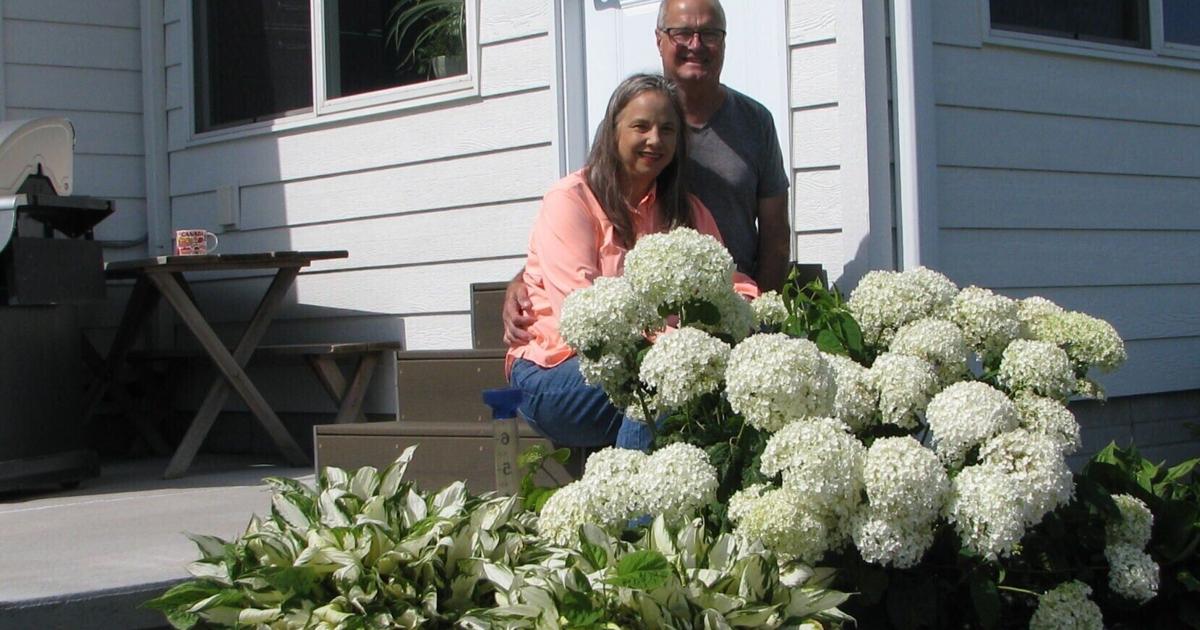 Kearney couple claims monthly Yard of the Month honor