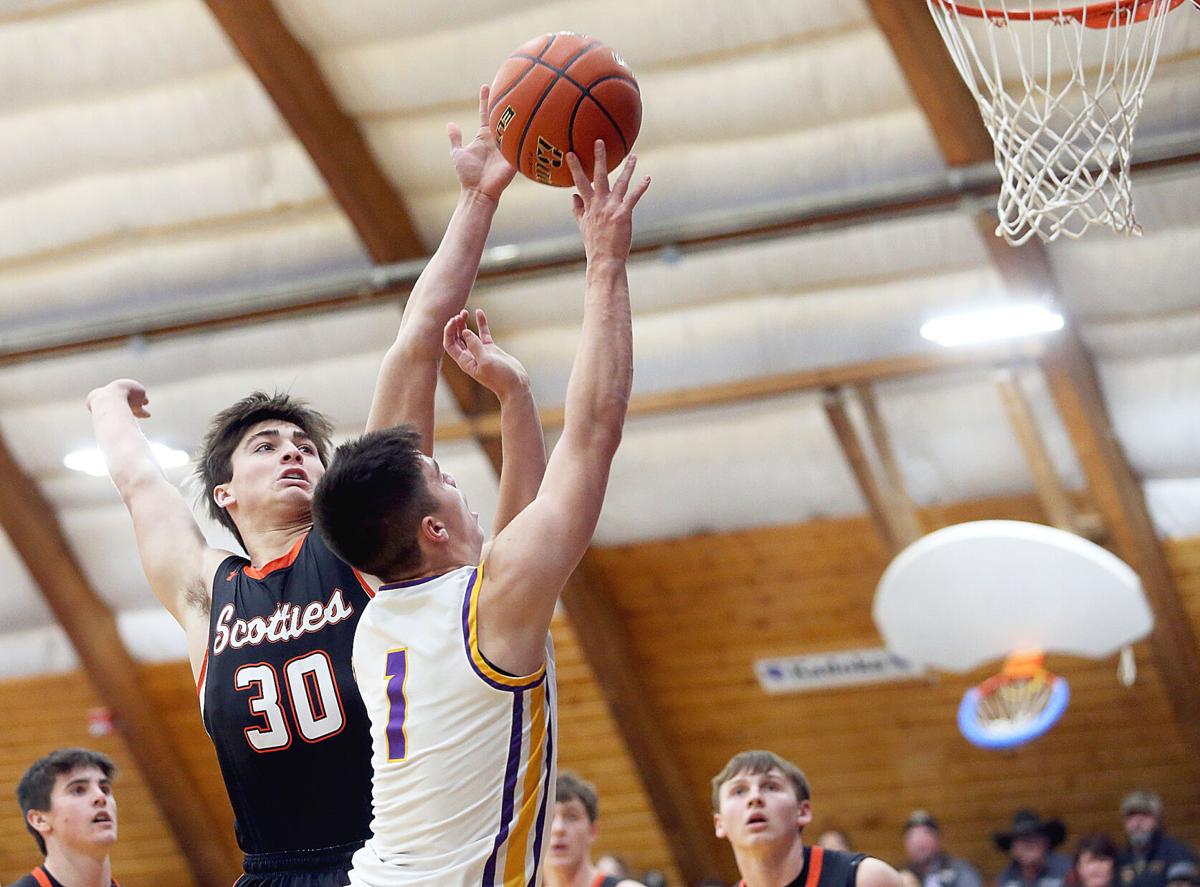 Tigers win Jones County Invitational and more from Tuesday's high