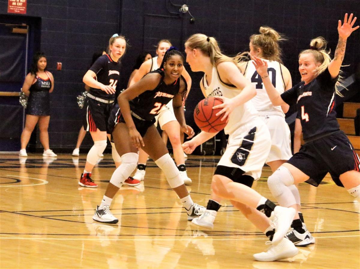 Mines Women Blaze To Big Win Over Roadrunners Sports