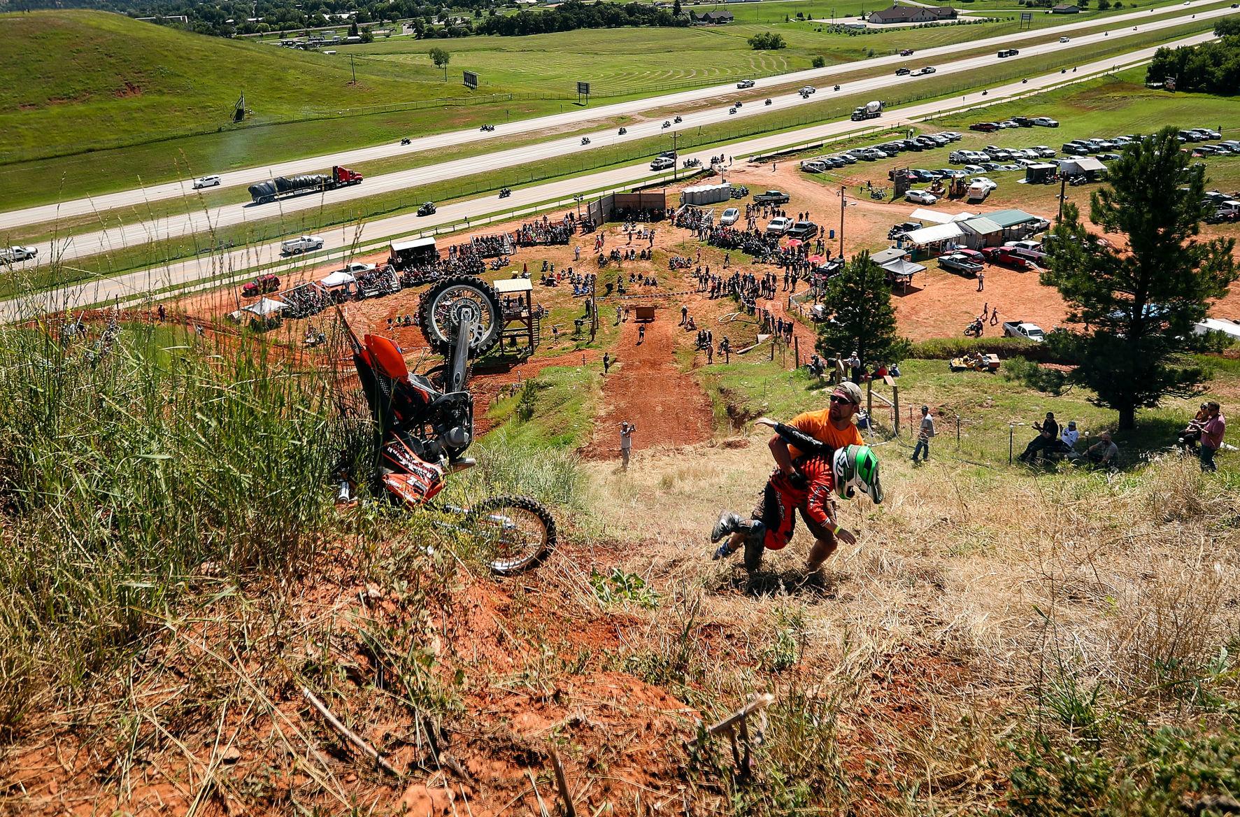 PHOTOS Sturgis motorcycle Rally day four (Jackpine Gypsies Motorcycle