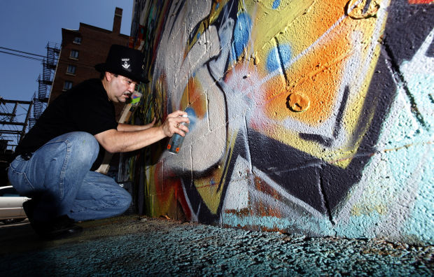 Chicago Graffiti Artist Talks About Art As A Career Local Rapidcityjournal Com