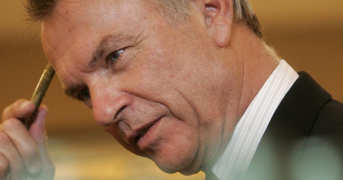 PEOPLE-SAM NEILL/