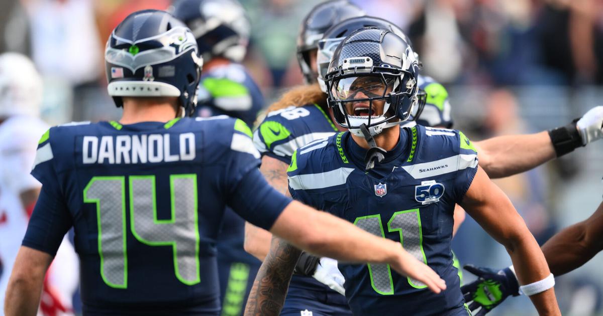 Seahawks to open title defense with Super Bowl rematch vs. Patriots